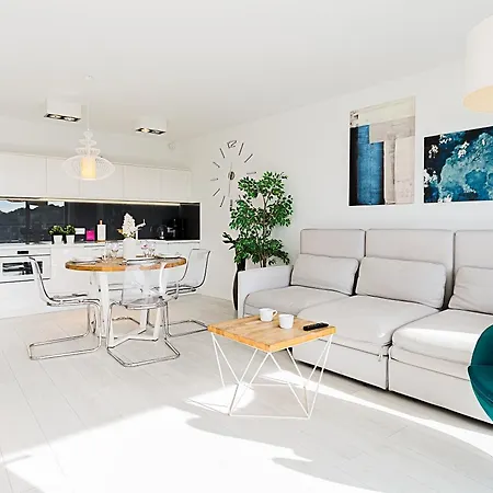 Apartment Vacationclub - Bukowa 17a G6 *